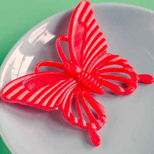 Jen butterfly brooch - red