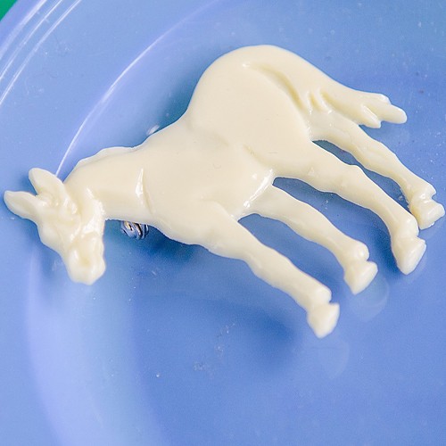 John horse brooch - cream