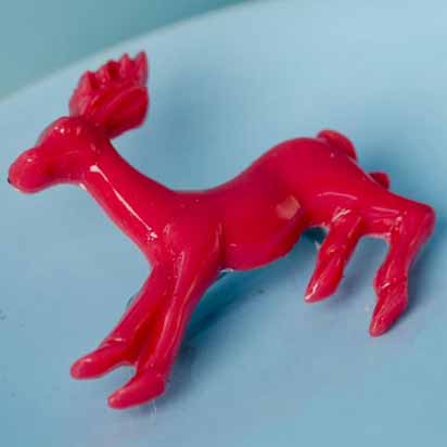 Reg junior deer brooch - raspberry red