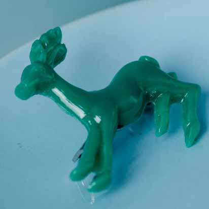 Reg junior deer brooch - emerald green