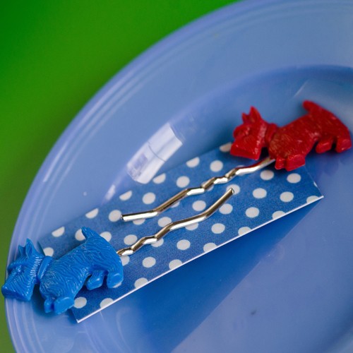 Jarvis scottie dog hair slides - red and blue