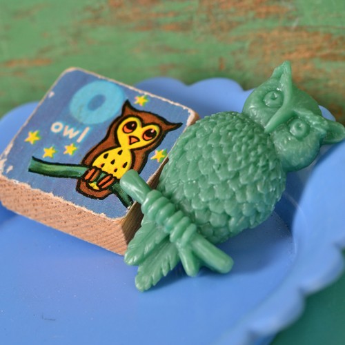 gladys owl brooch - sea green