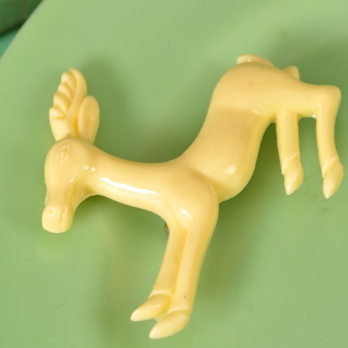 reg senior deer brooch- cream