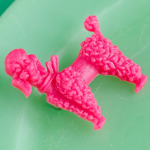Nicky poodle dog brooch - cerise