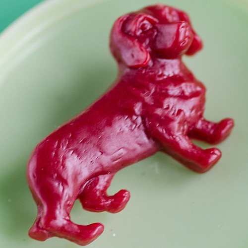 Ron dachshund brooch - red