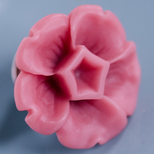 Grace flower brooch - woodrose