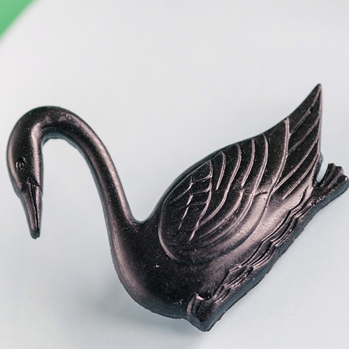 Maris swan brooch - black