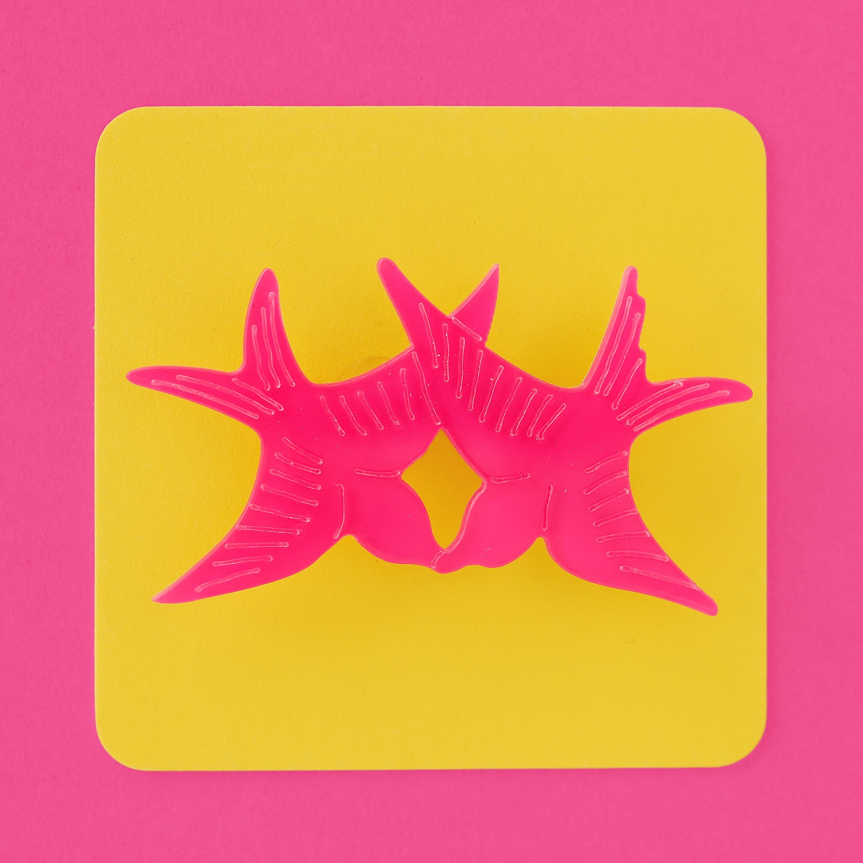 Twiggy bird brooch - vivid pink