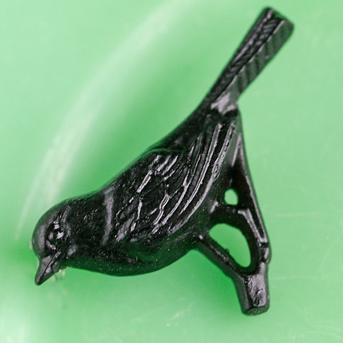 Louis bird brooch - black