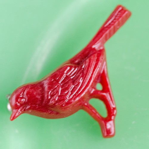 Louis bird brooch - red