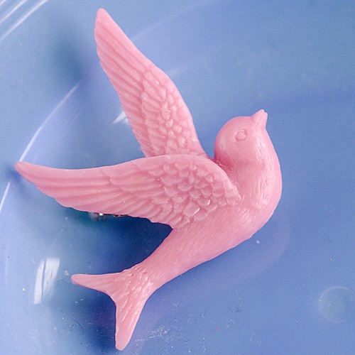 mabel bird brooch - pinky purple