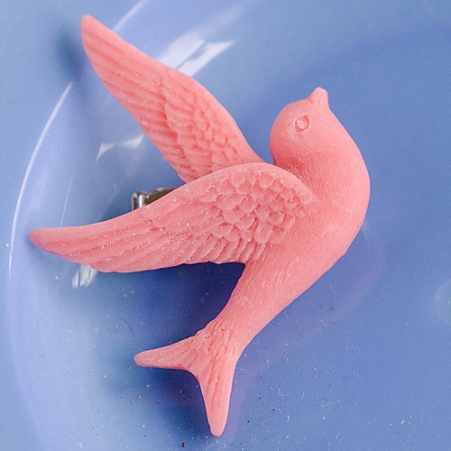 Mabel bird brooch - coral