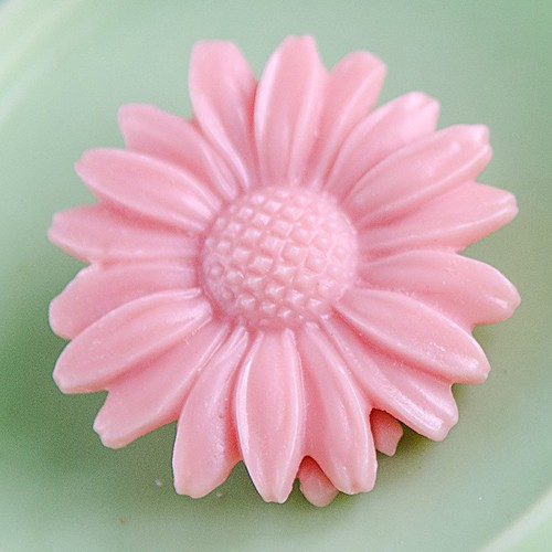 delphine brooch - pale coral