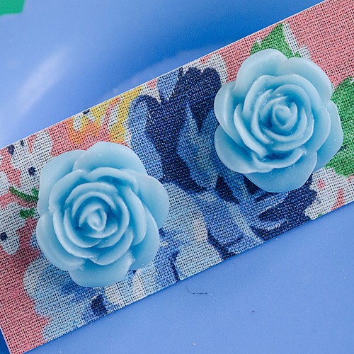 Esme earrings large - pale blue