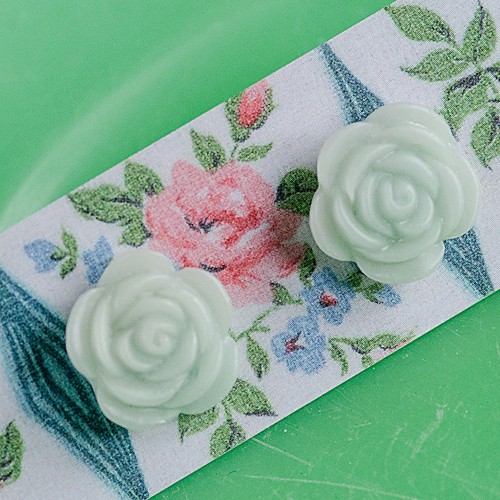 Esme earrings small - muted blue