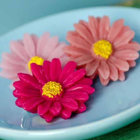 Hazy daisy brooch trio - coral, muted pink, vivid pink