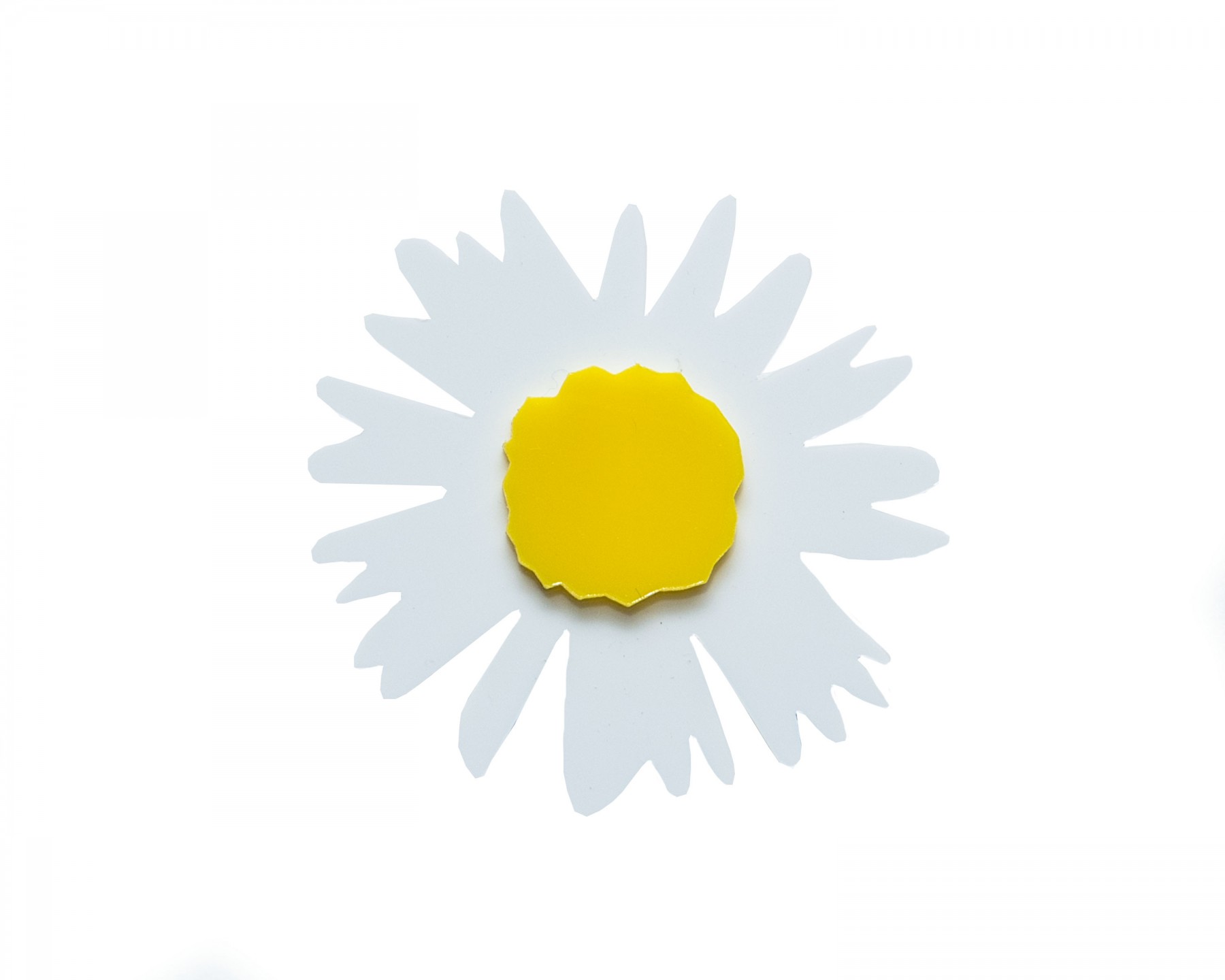 Daisy brooch