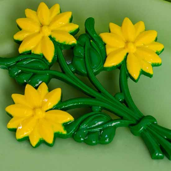 Maud bunch of flowers brooch - primrose yellow