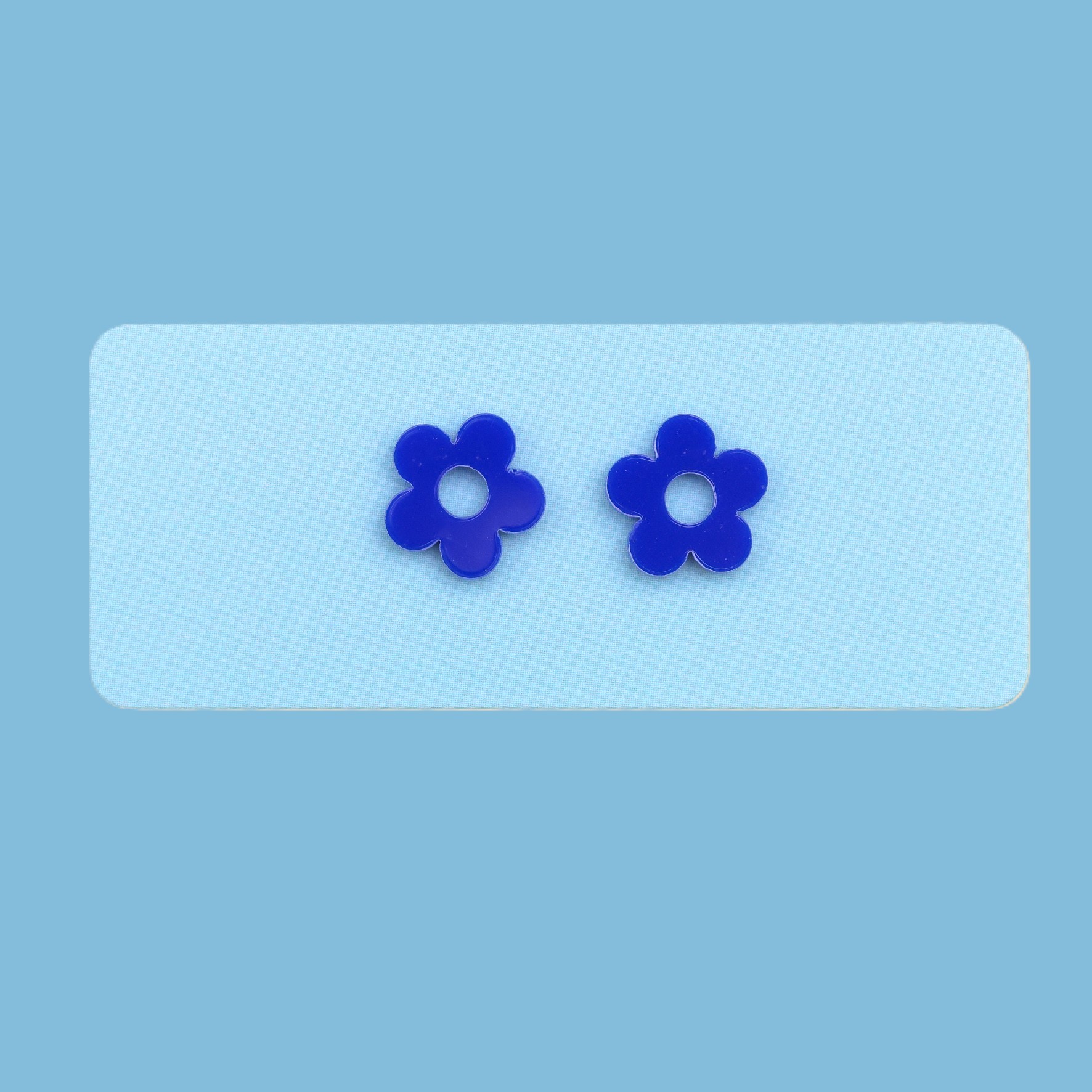 Annie flower earrings