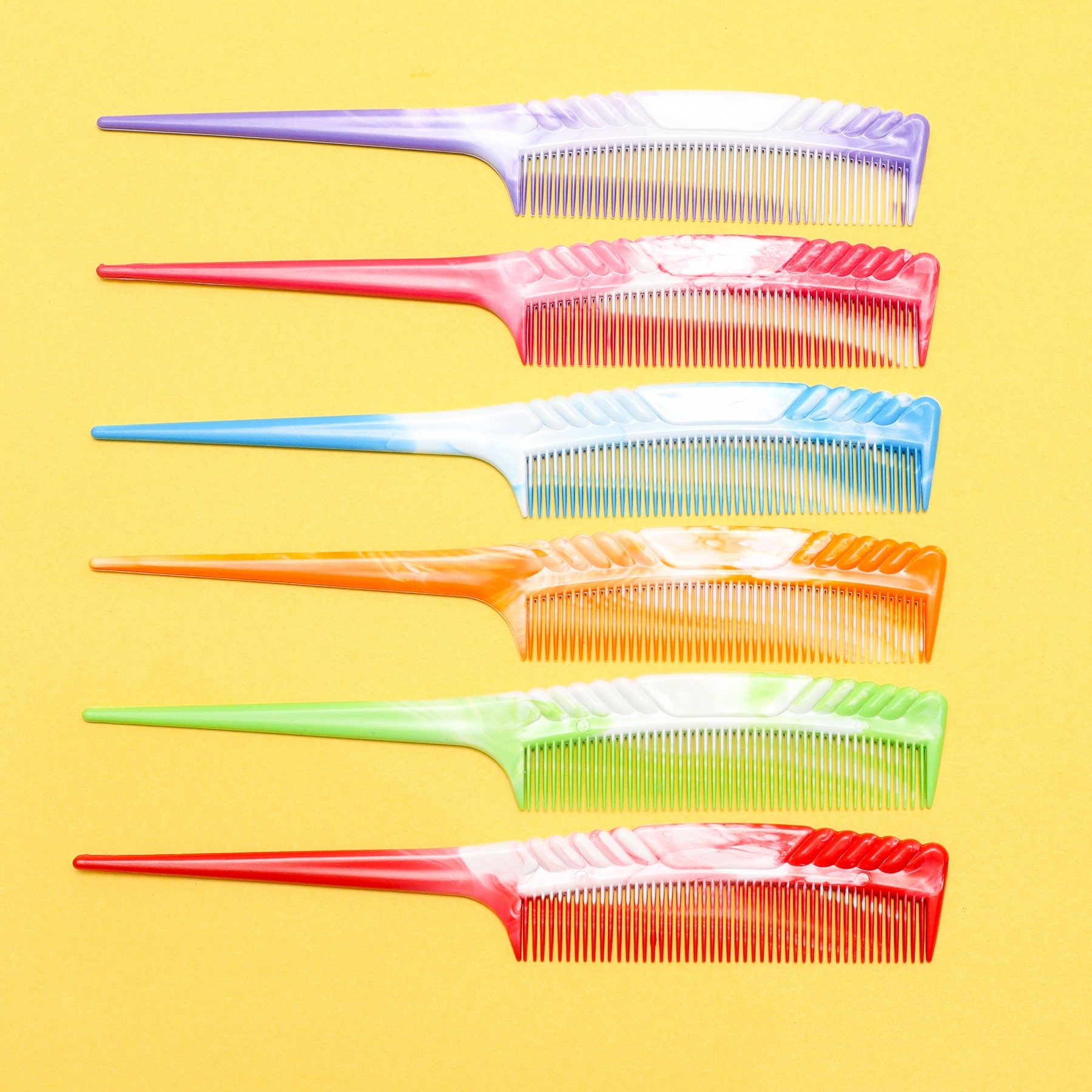 delphine teasing combs