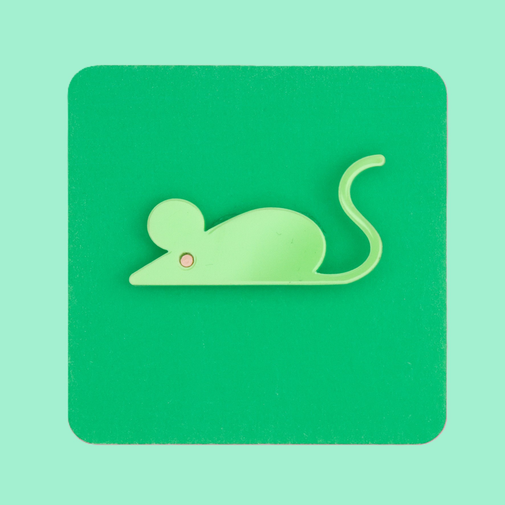 mary mouse brooch