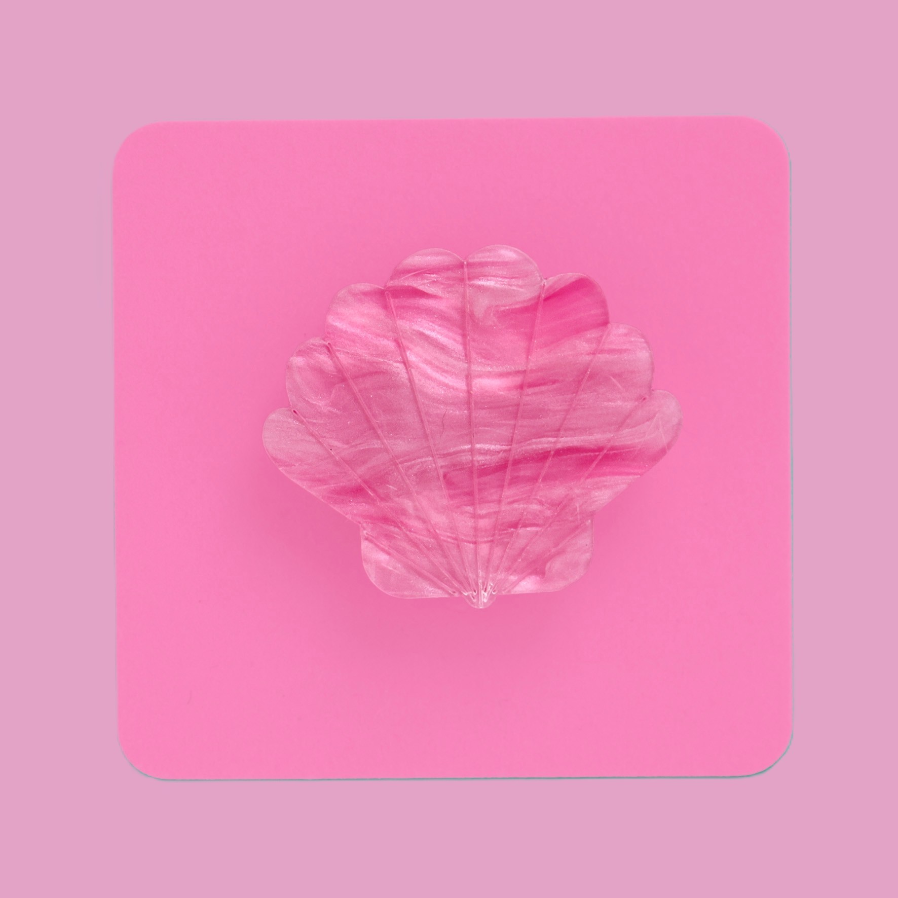 Marnie shell brooch