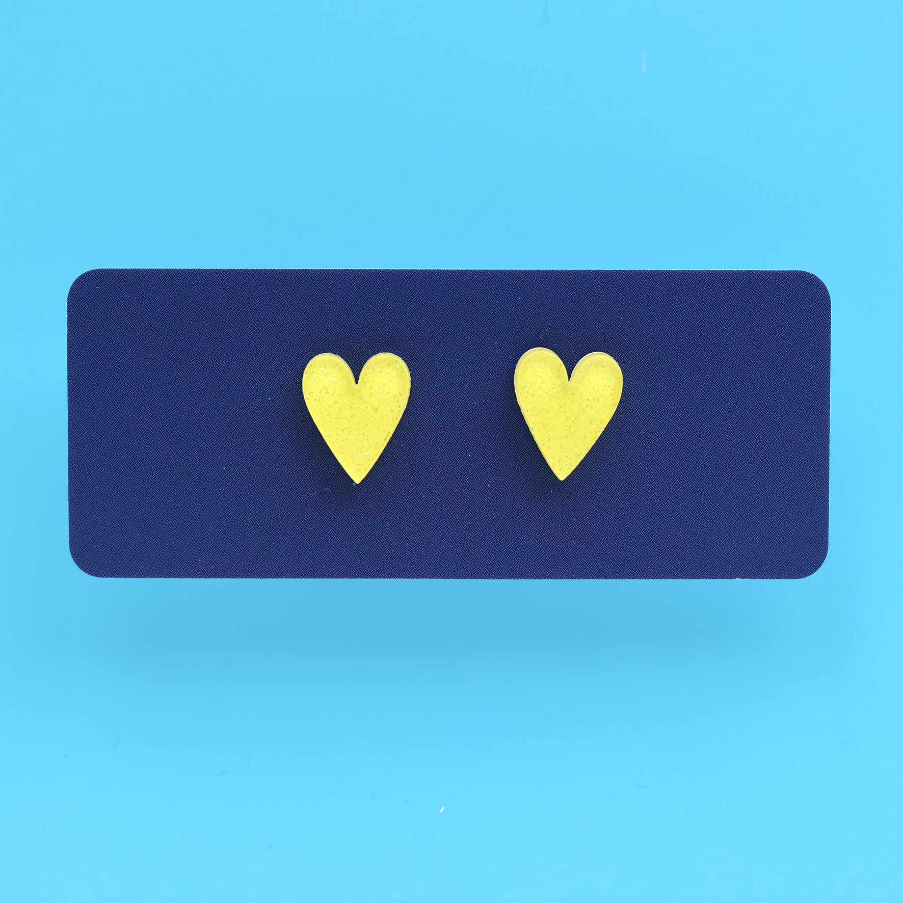 evie heart earrings