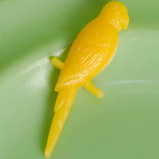 auntie anne parrot brooch - soft yellow