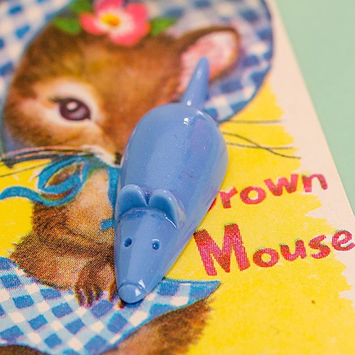 Piper mouse brooch- powder blue