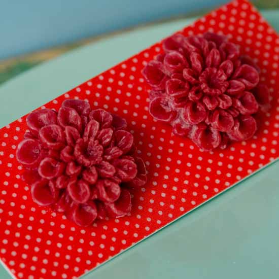 Tolly flower earrings - red