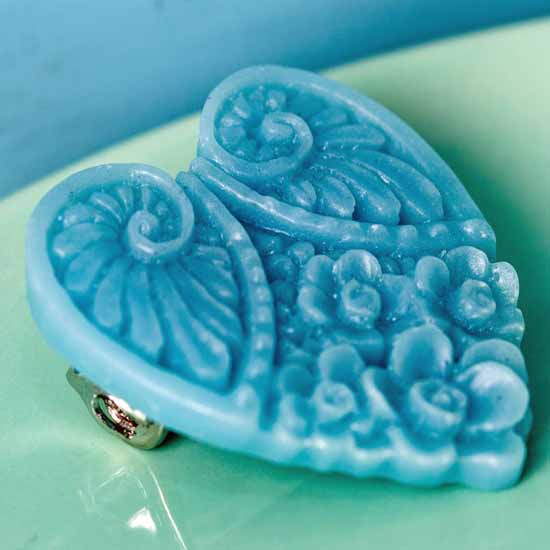 meg small heart brooch - pale blue
