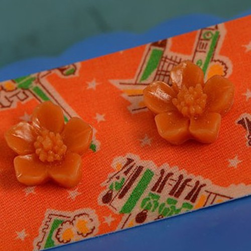 cynthia earrings wee - apricot