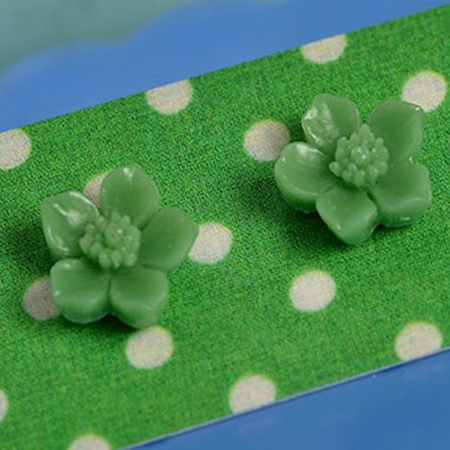 cynthia earrings wee - sage green