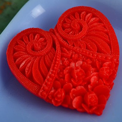 Meg statement heart brooch - red