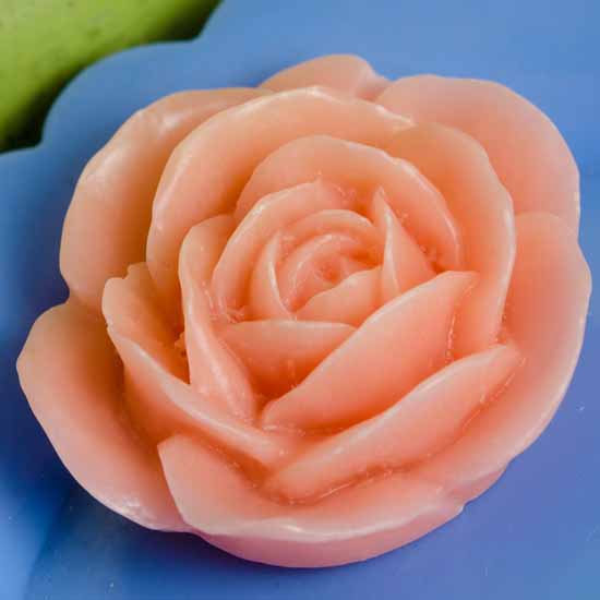 Esme brooch - muted pink