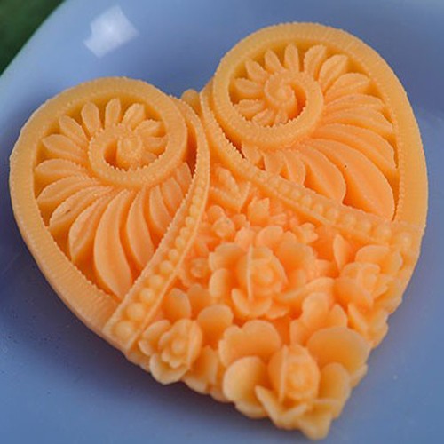 meg statement heart brooch - peachy