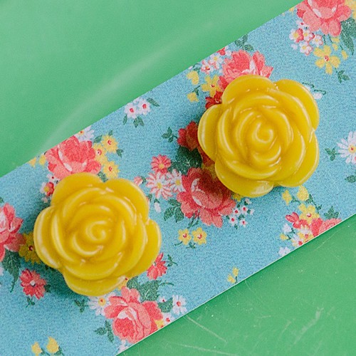 Esme earrings small - yellow