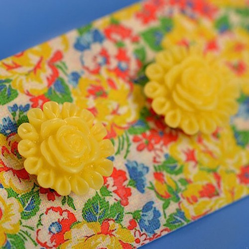 Jane earrings wee - sun yellow