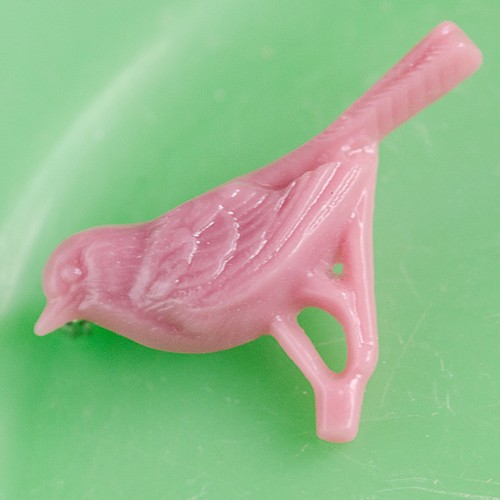 louis bird brooch - pinky purple
