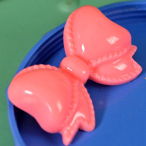 margo bow brooch- pink