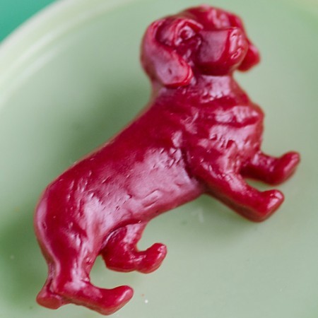 ron dachshund brooch - red