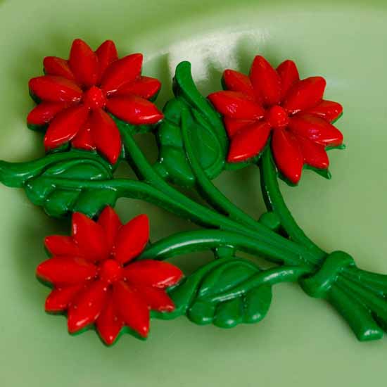 maud bunch of flowers brooch - poppy red