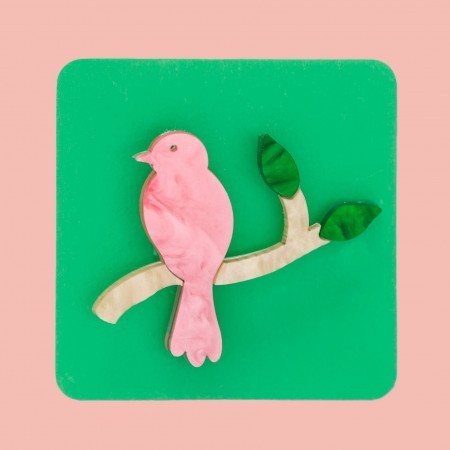 billy outdoors bird brooch