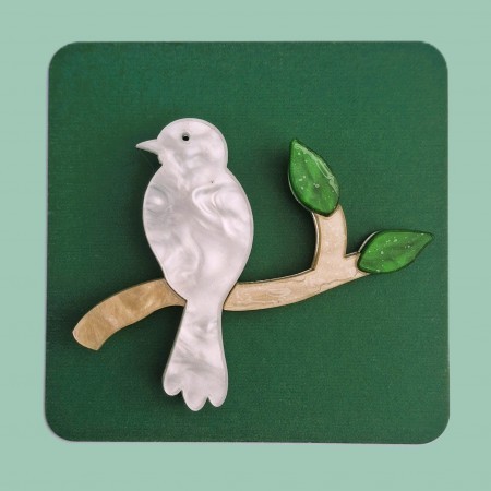 billy outdoors bird brooch