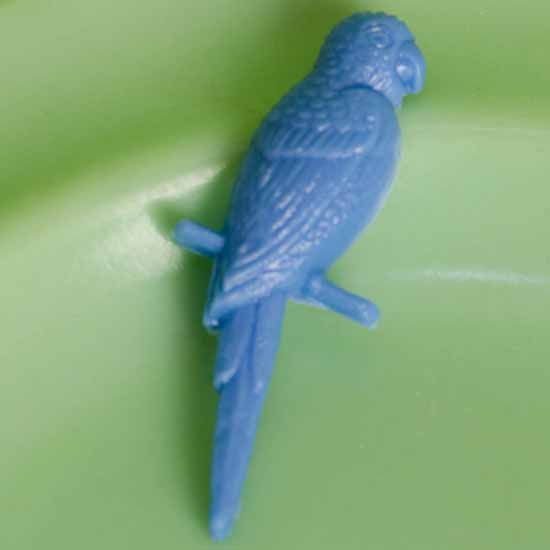 auntie anne parrot brooch - powder blue
