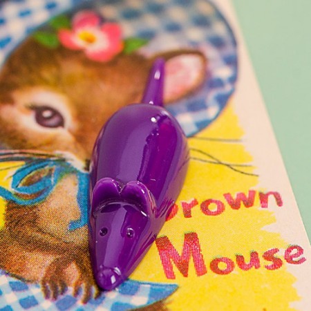 piper mouse brooch - purple