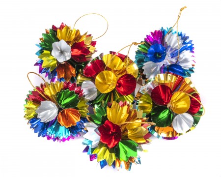 box of 6 hanging decorations - multi colours